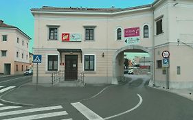 Gostilna Pri Dragici, Gostilna S Prenocisci, D.O.O.